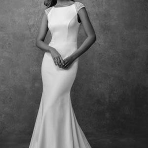 Wedding Dress Gown.  Ivory
